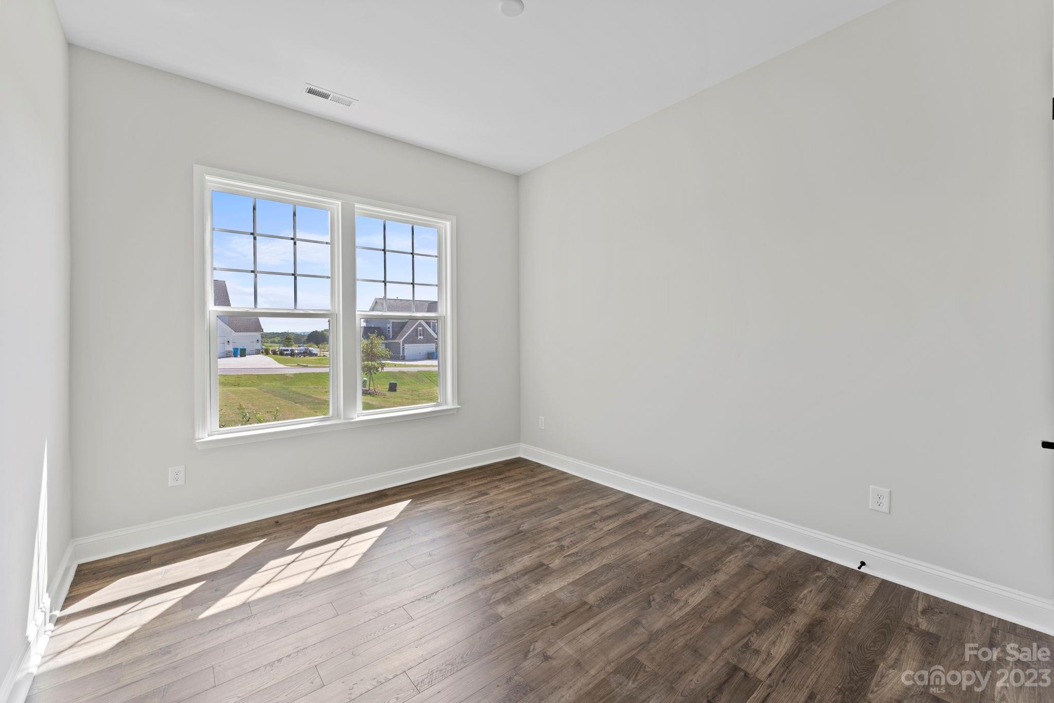 The Estates at Sugar Creek - Residential