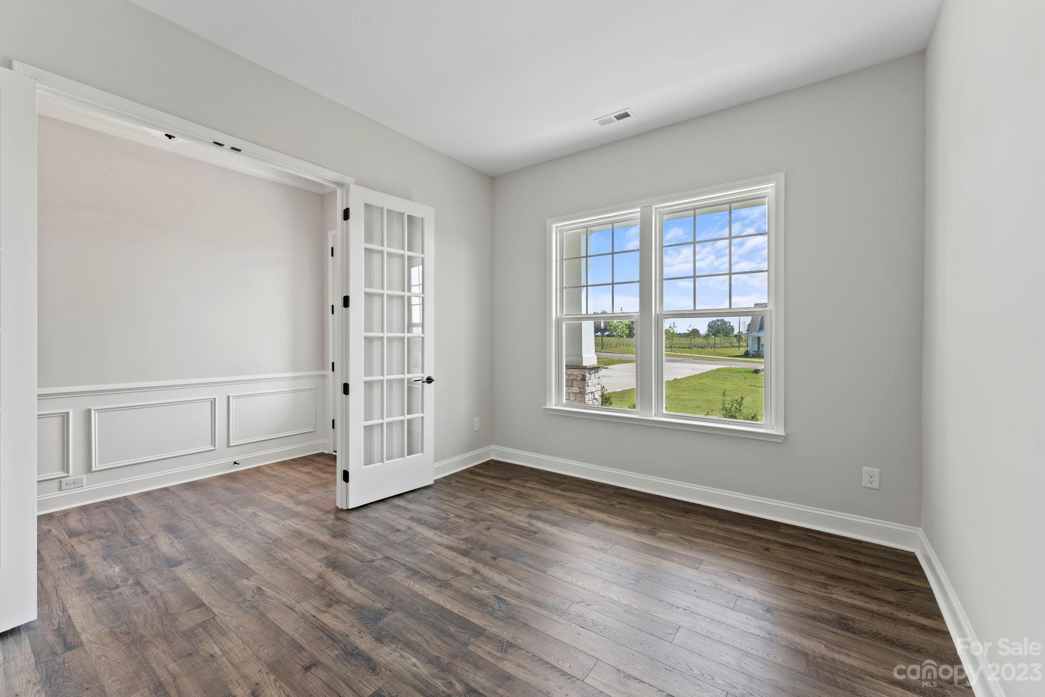 The Estates at Sugar Creek - Residential