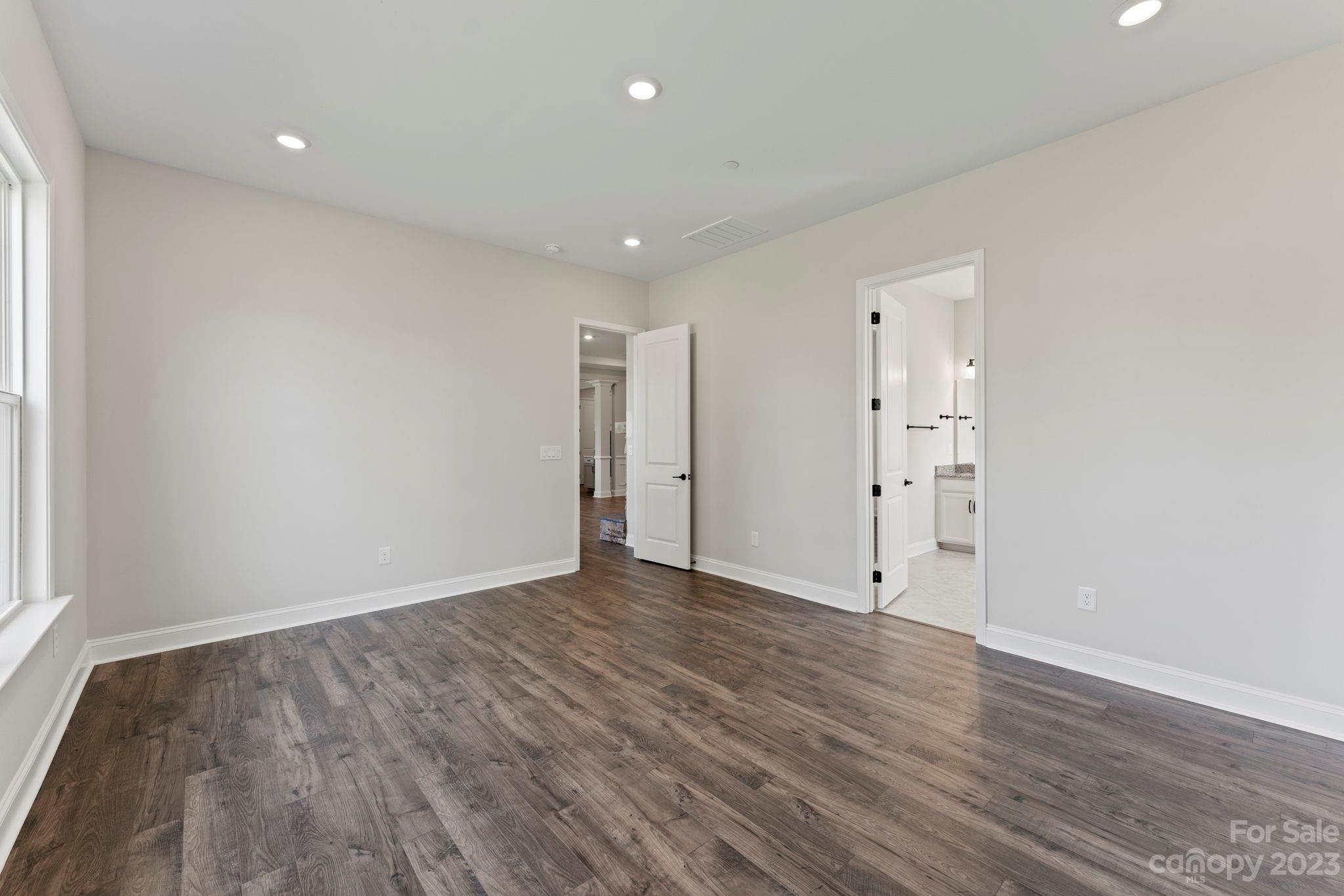 The Estates at Sugar Creek - Residential