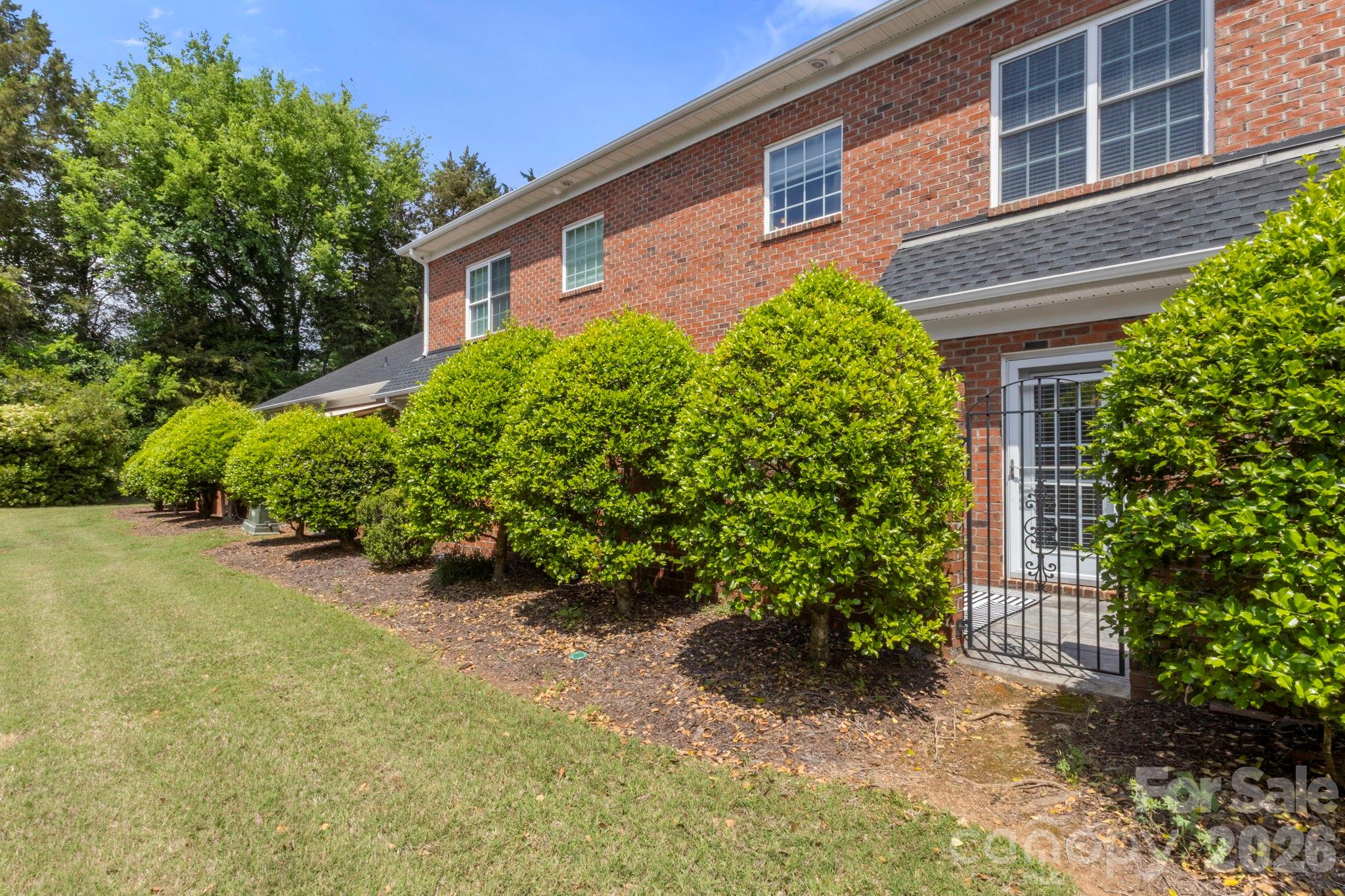 Beacon Knoll Villas - Residential