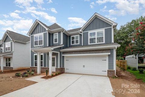 A home in Huntersville