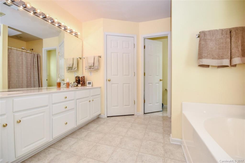 Victoria Bay - Residential