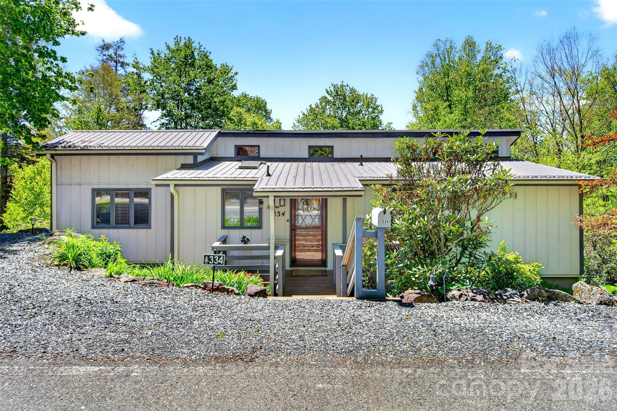 334 Harbor Lake Road