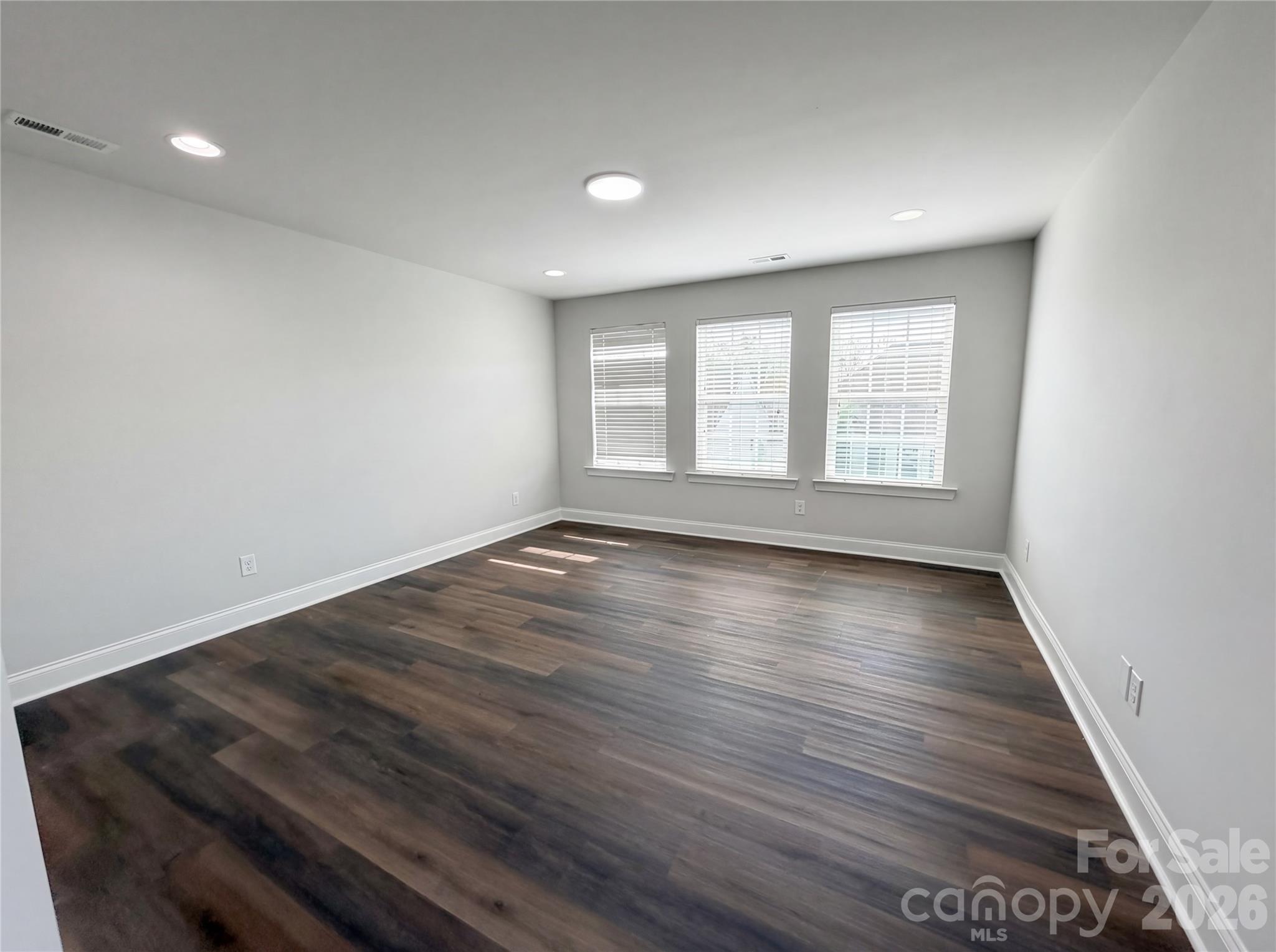 Oakland Pointe - Residential