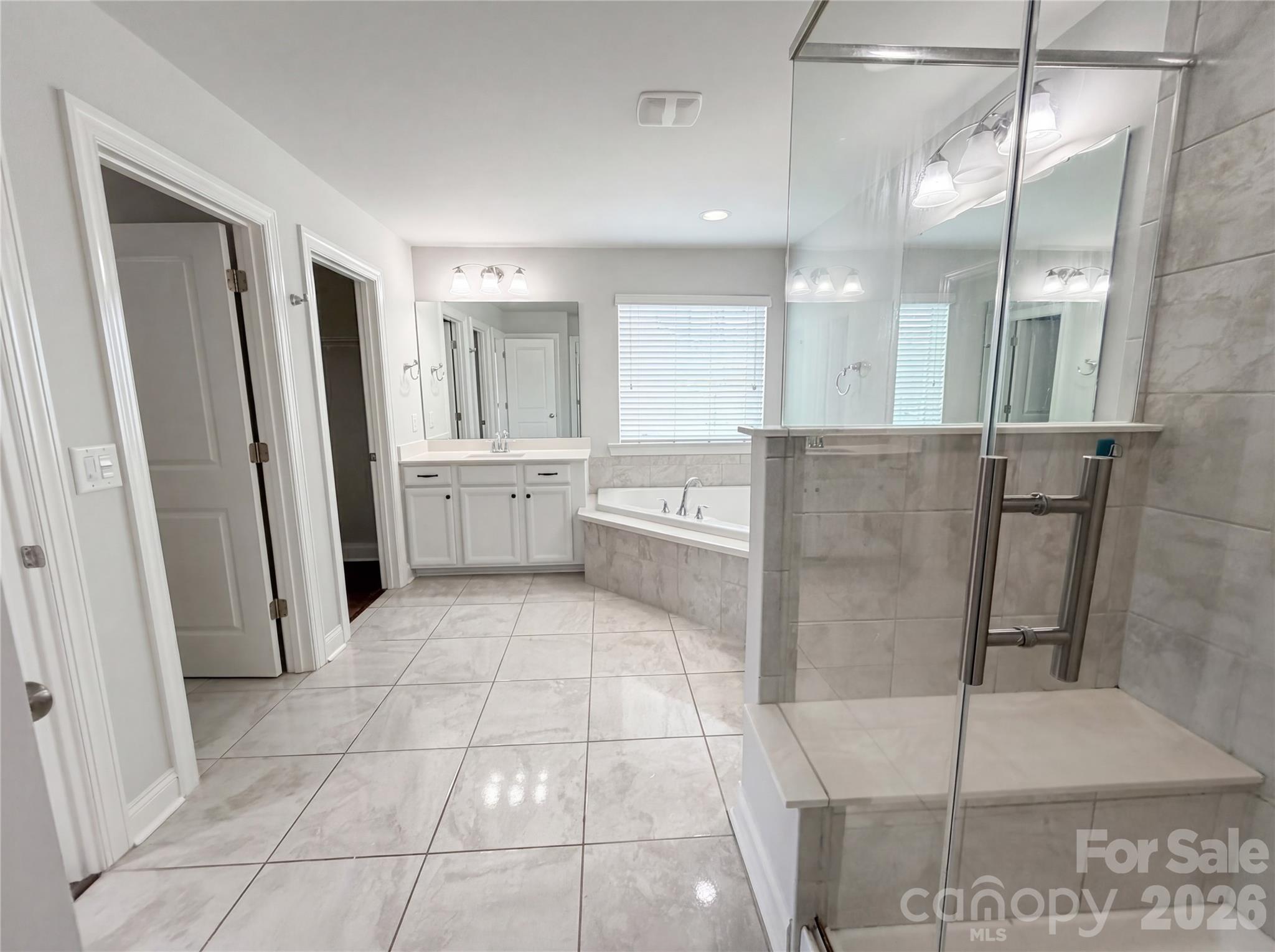 Oakland Pointe - Residential