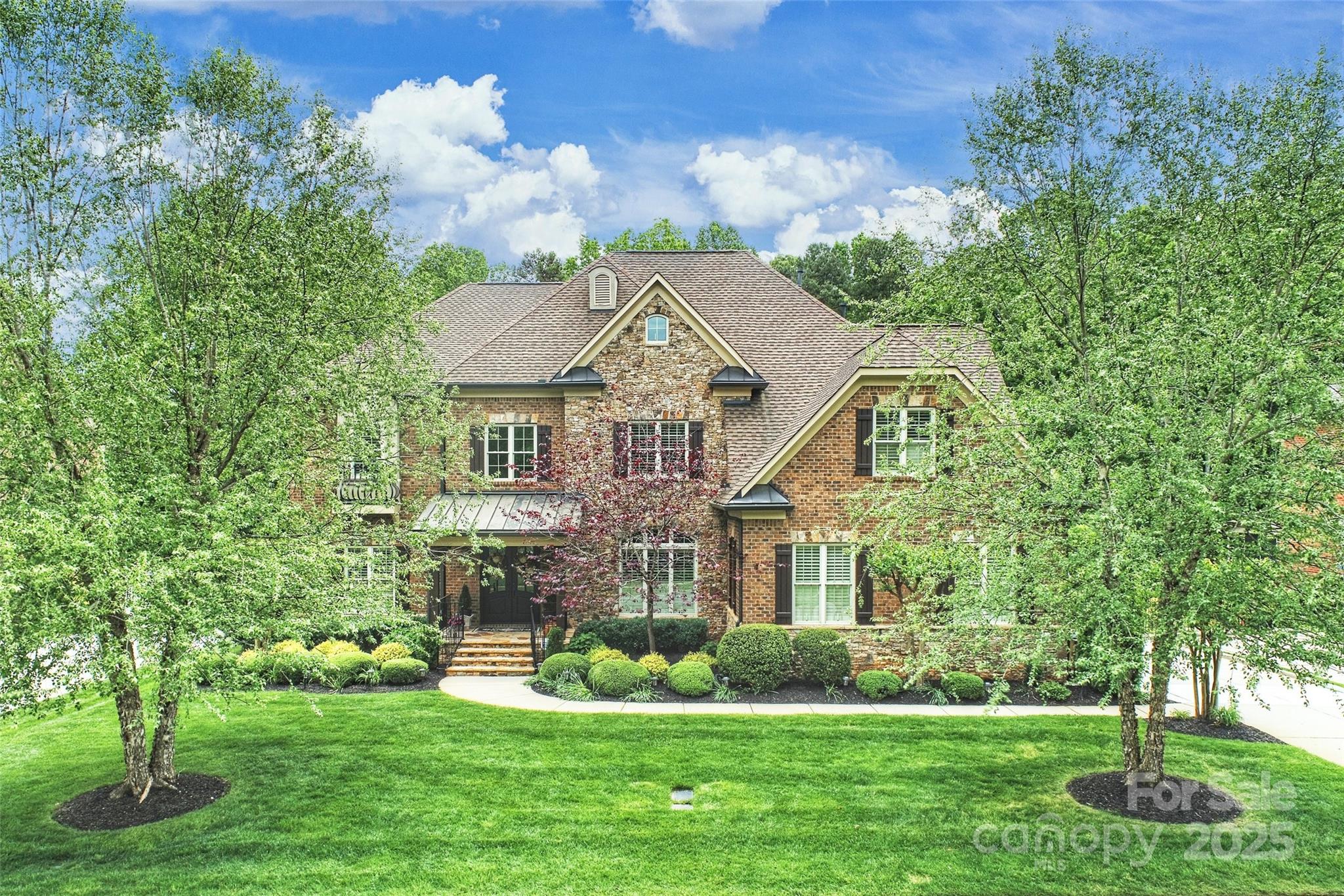 2001 Arundale Lane