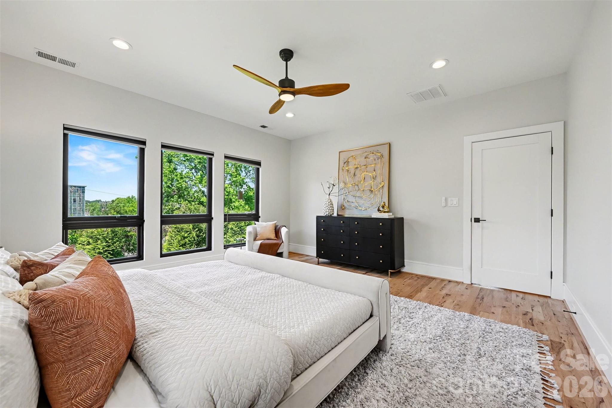 Villa Heights - Residential