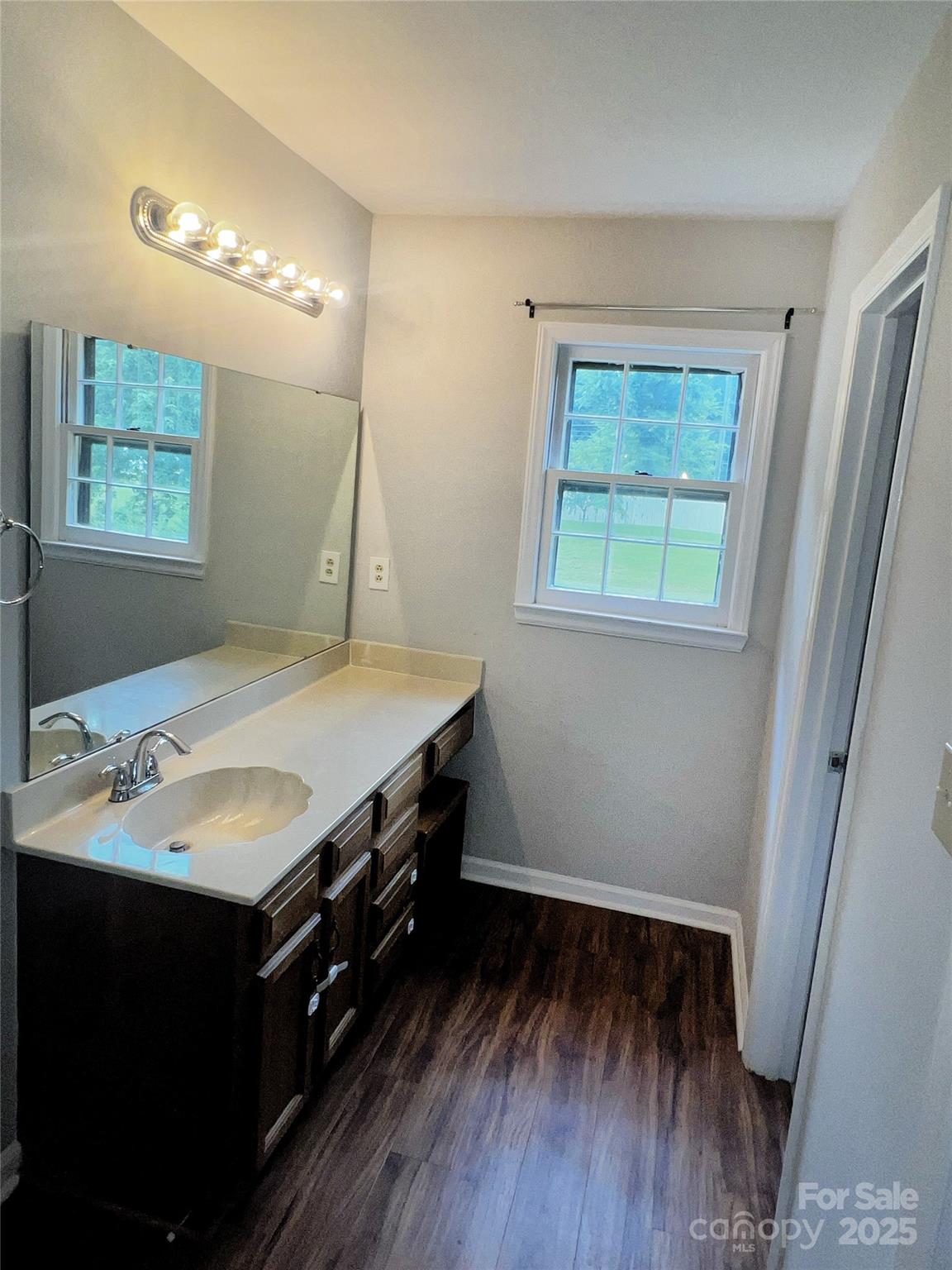 Settlers Landing - Residential