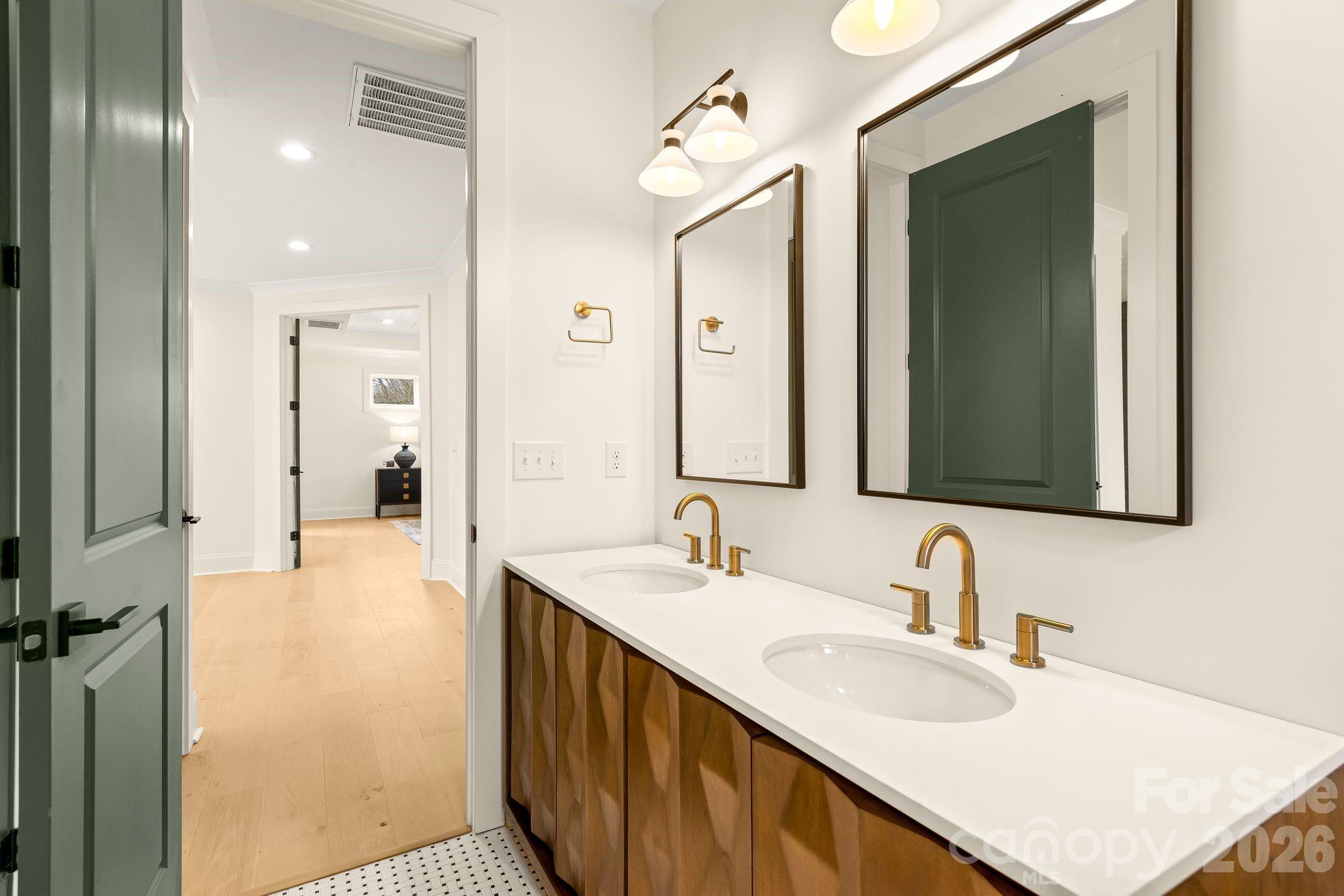 Oakhurst - Residential