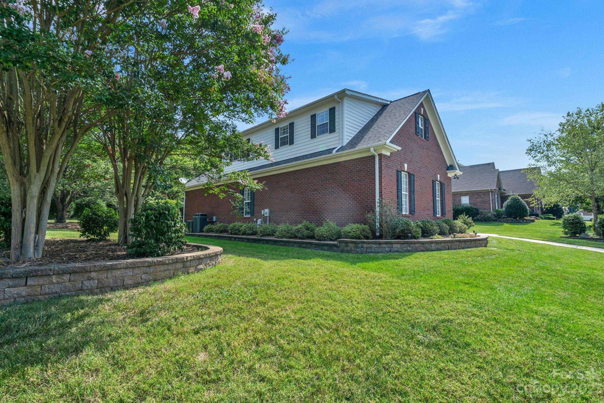 Stoney Creek - Residential