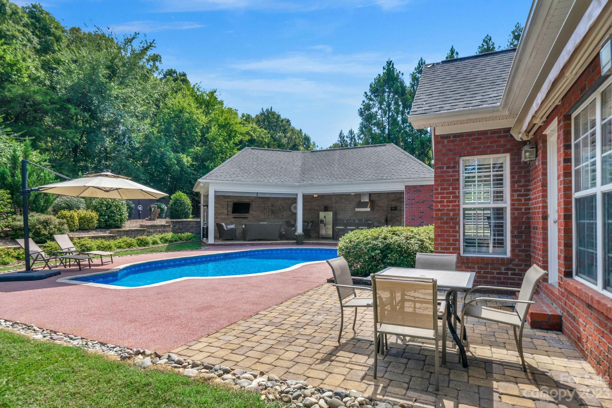 Stoney Creek - Residential