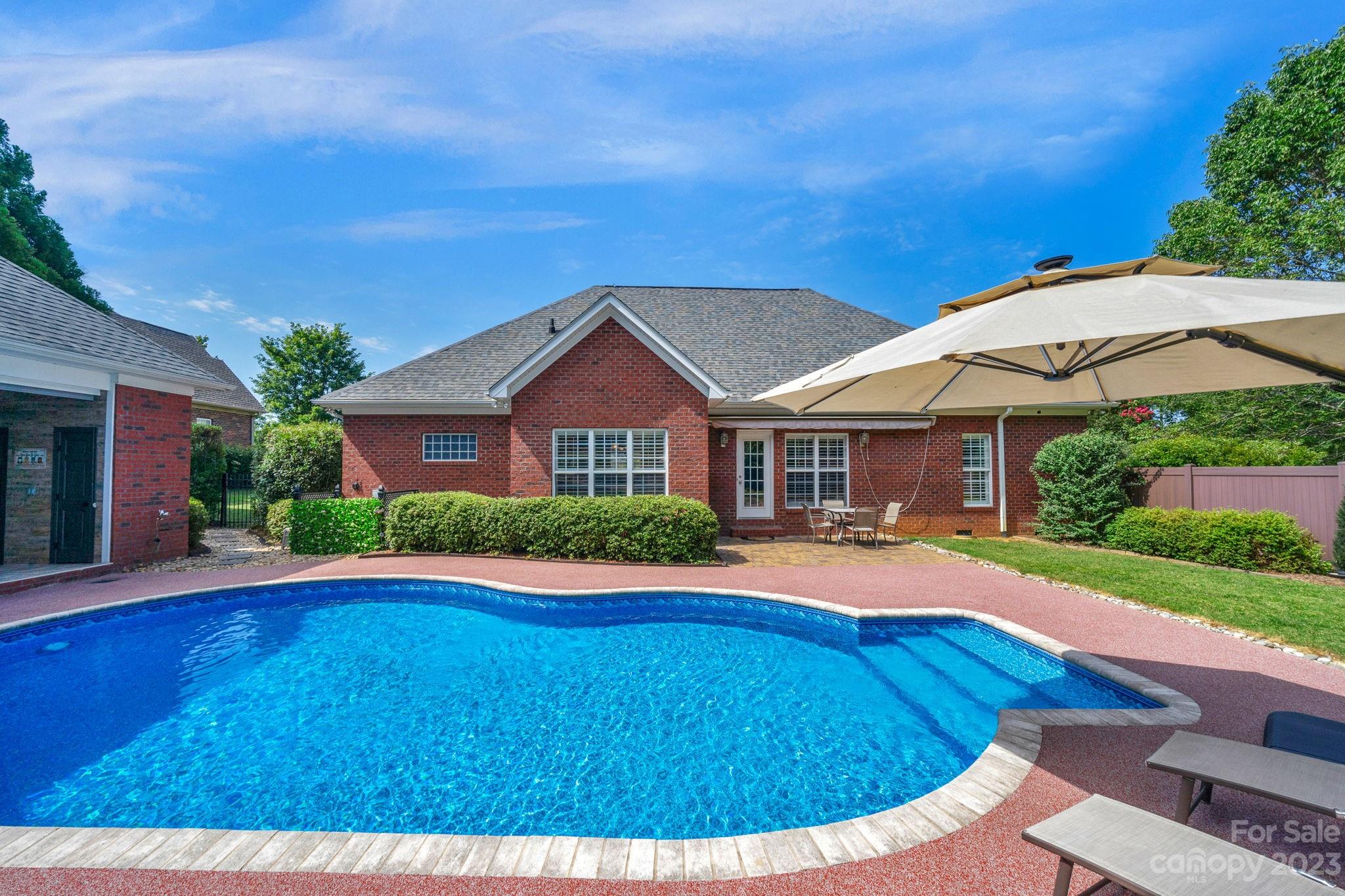 Stoney Creek - Residential