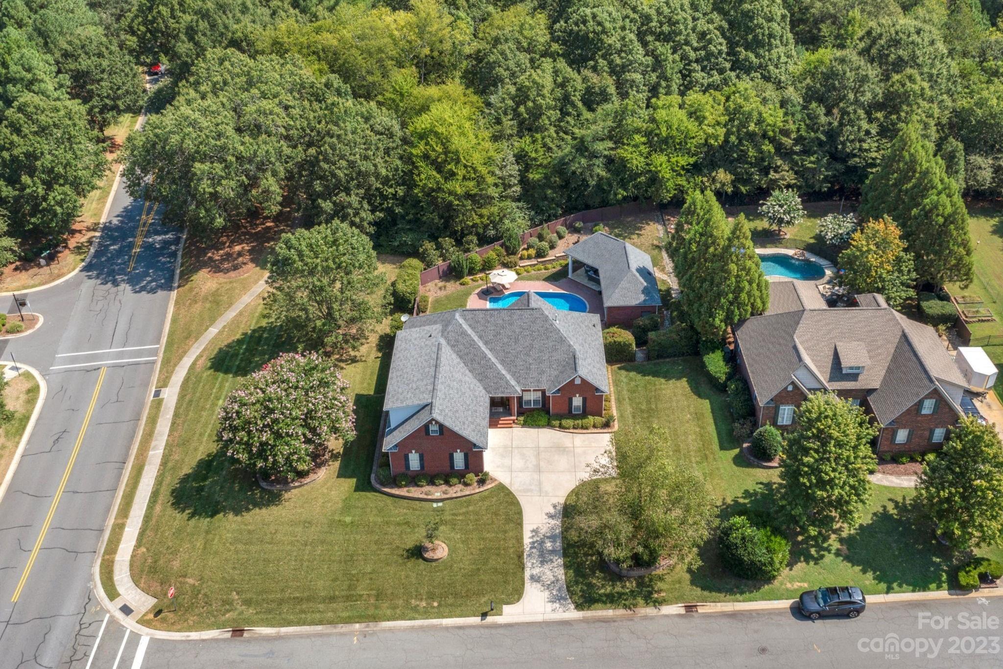 Stoney Creek - Residential