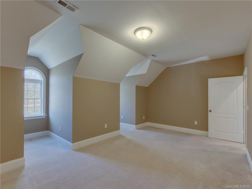 Old Oaks - Residential