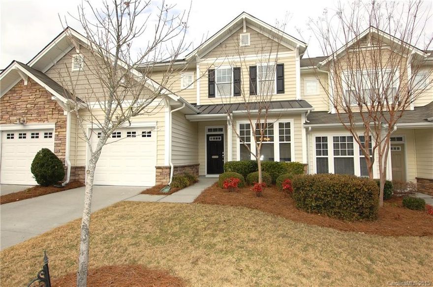 Great town home in Calloway! Main living areas with Hardwood flooring! The kitchen offers beautiful cabinetry & granite countertops! 2 story great room w/ a beautiful gas log fireplace! Master bedroom on the main level! Spacious loft & secondary bedrooms upstairs!