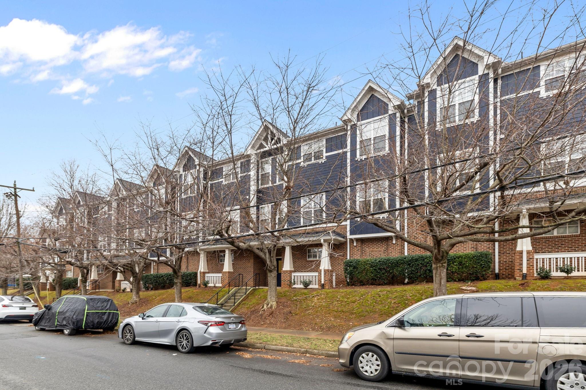 Walnut Hill - Residential