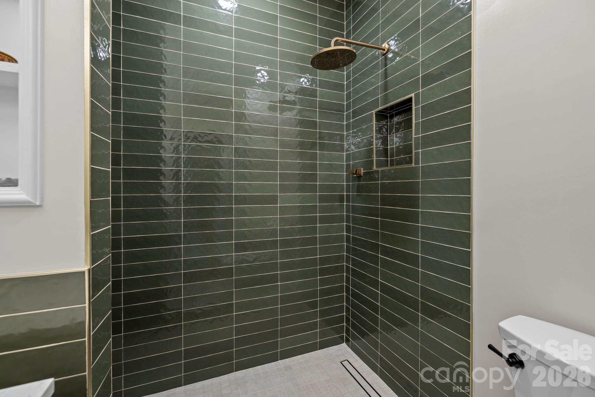 1604 Walnut View Drive