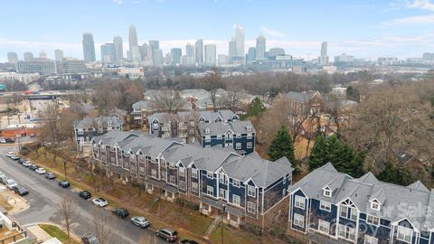 1604 Walnut View Drive Charlotte NC 28208