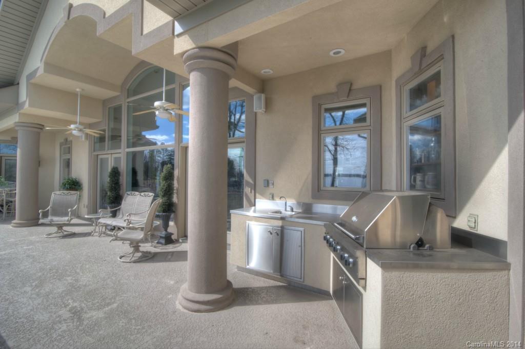 The Harbour At The Pointe - Residential