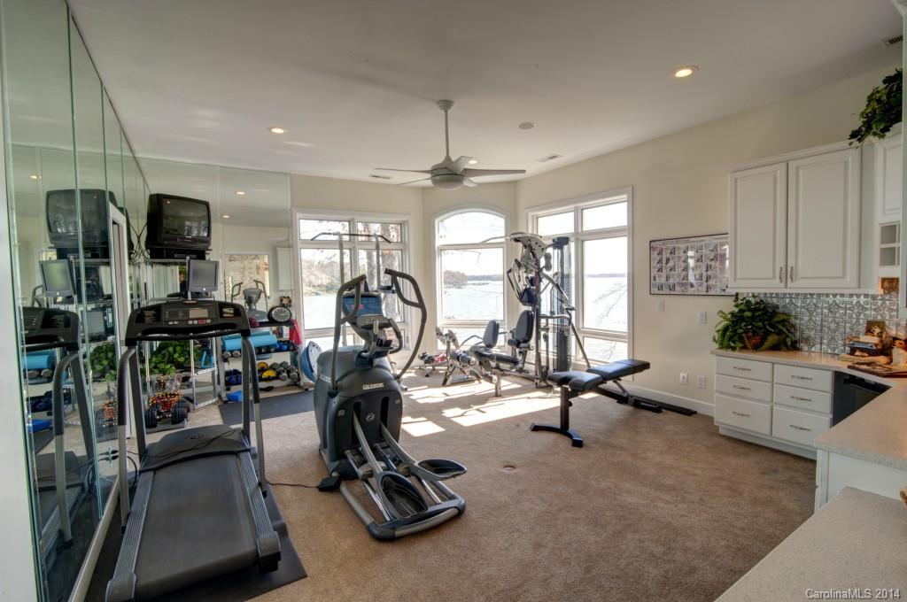 The Harbour At The Pointe - Residential