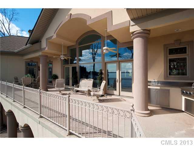 The Harbour At The Pointe - Residential