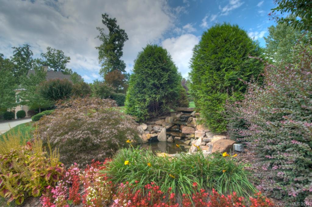 The Harbour At The Pointe - Residential