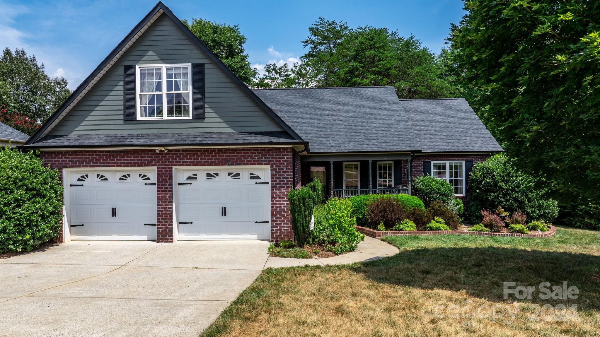 Olde St. Paul - Residential