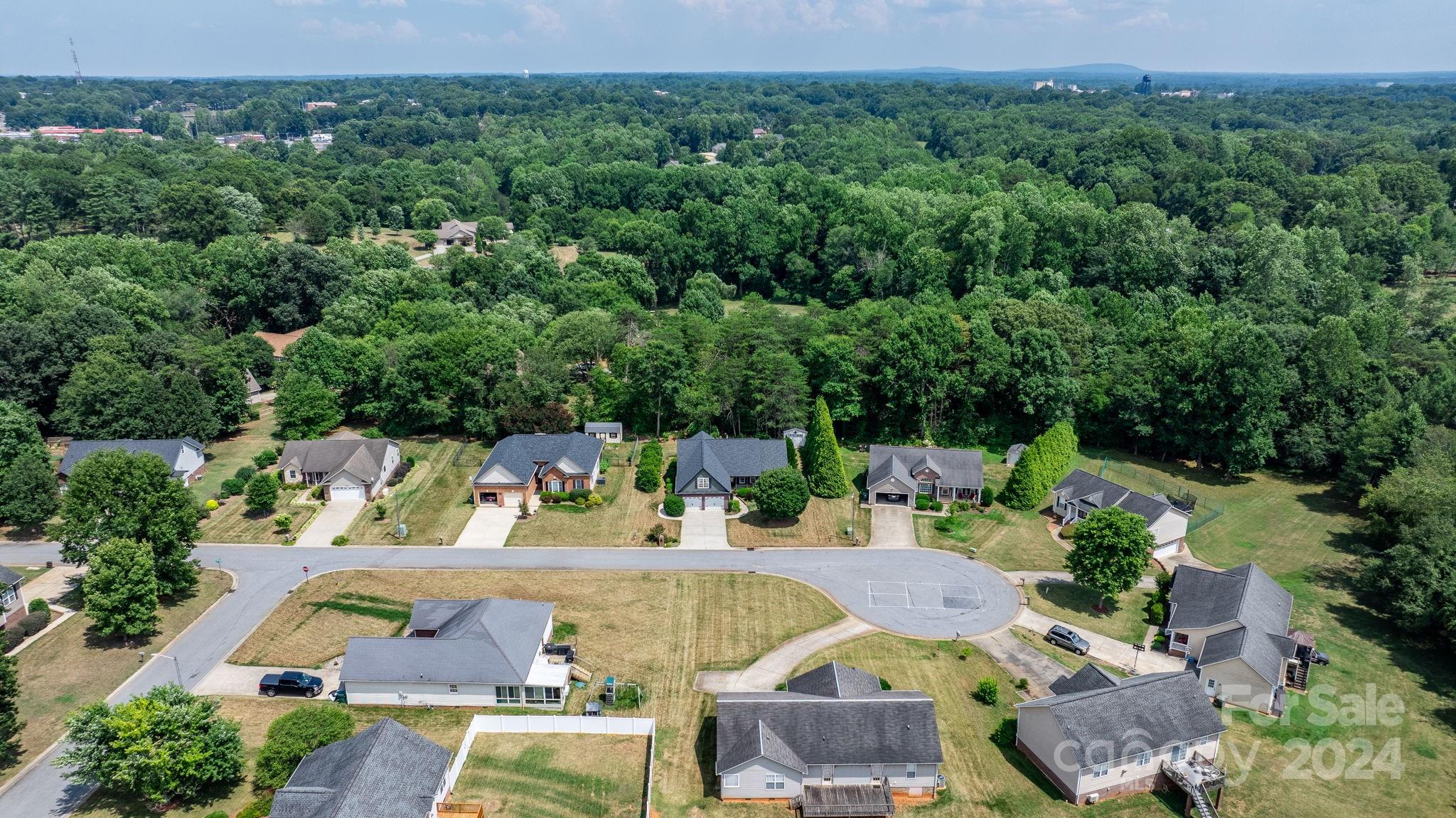 Olde St. Paul - Residential