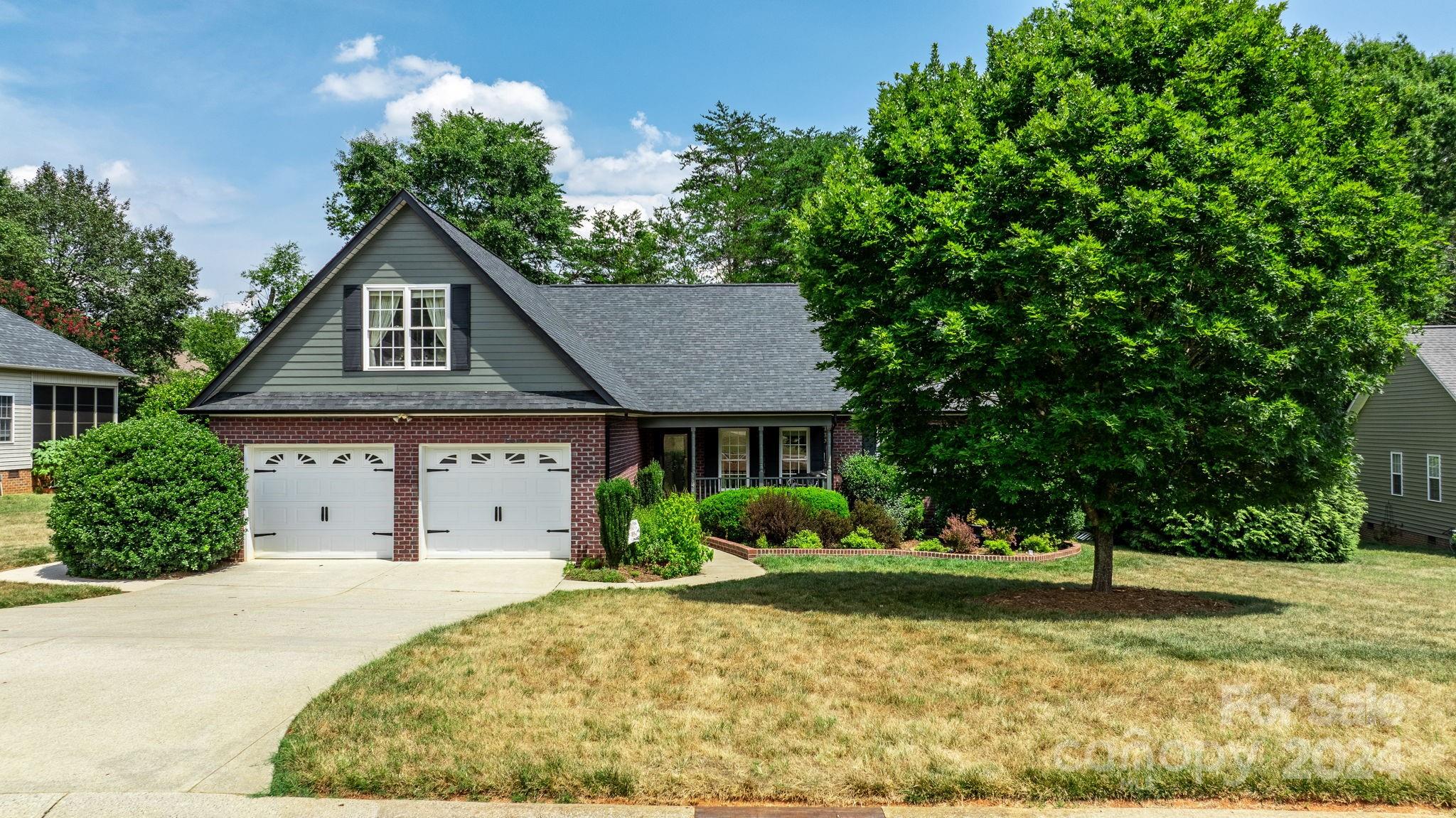 Olde St. Paul - Residential