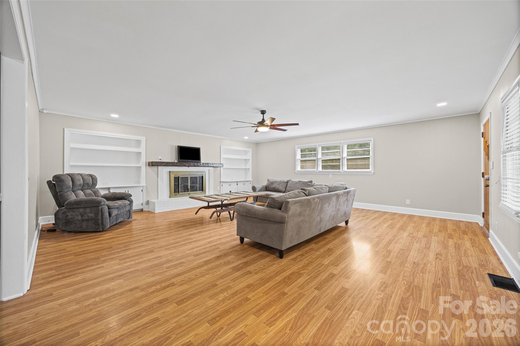 194 Old Limestone Road W
