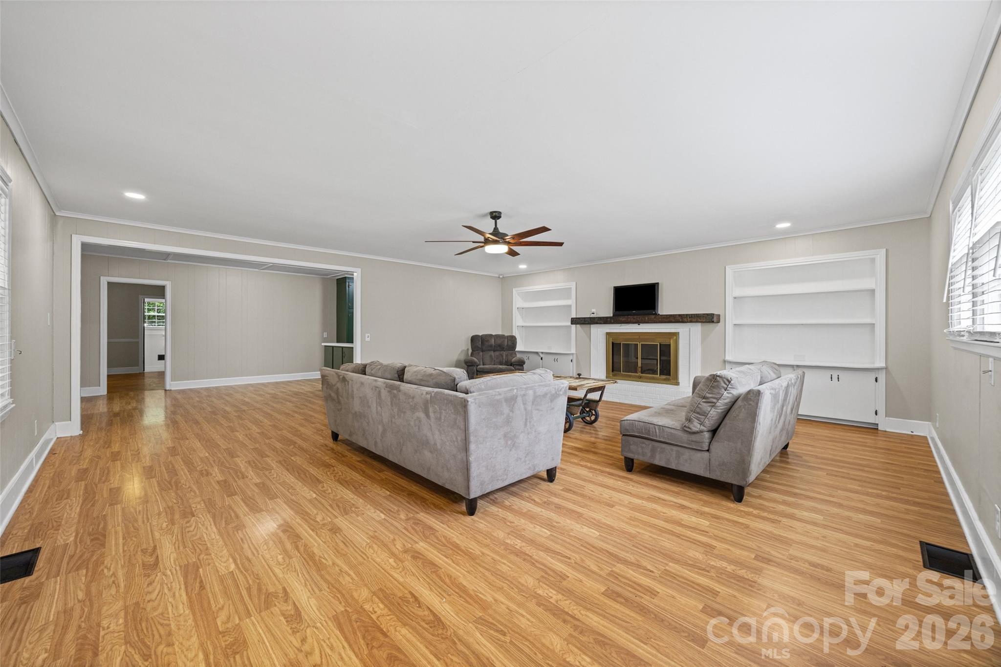 194 Old Limestone Road W