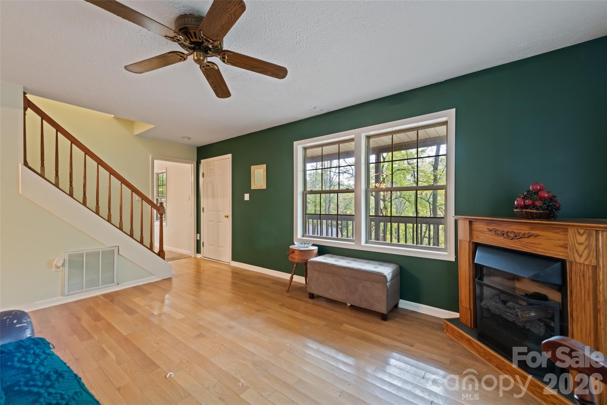 42 Greenview Drive