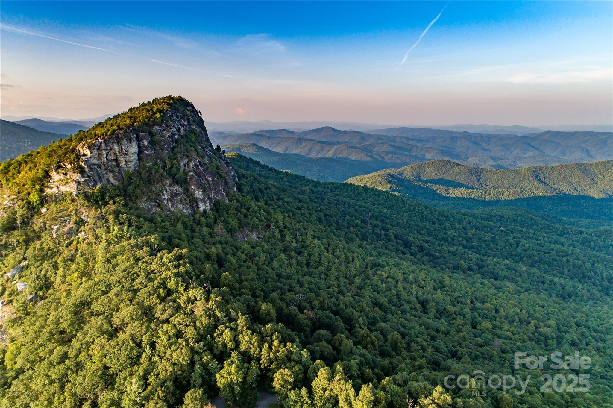 The Waterfront Club - Land