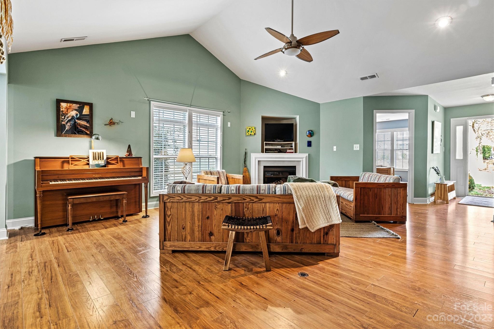 Highland Creek - Residential