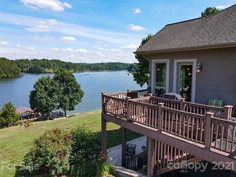 A home in Hickory