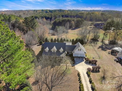 A home in Tryon