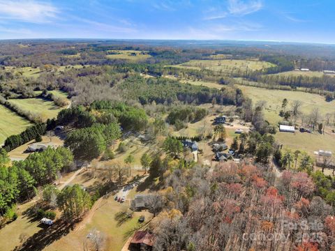 A home in Tryon