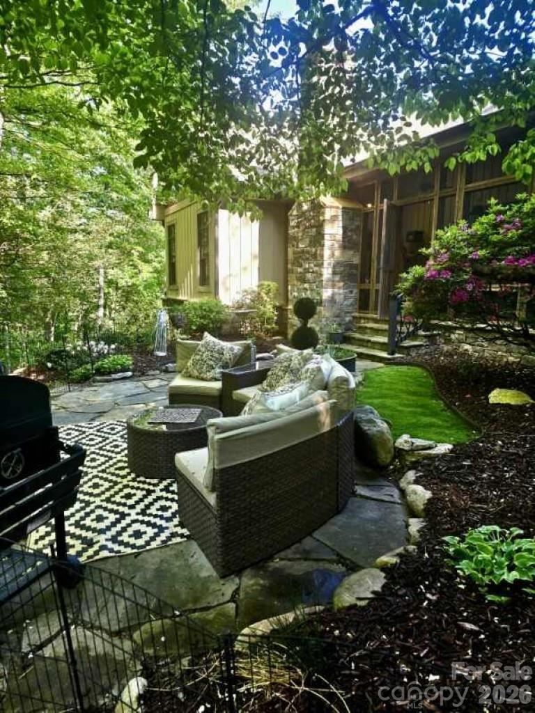 Brights Creek - Residential