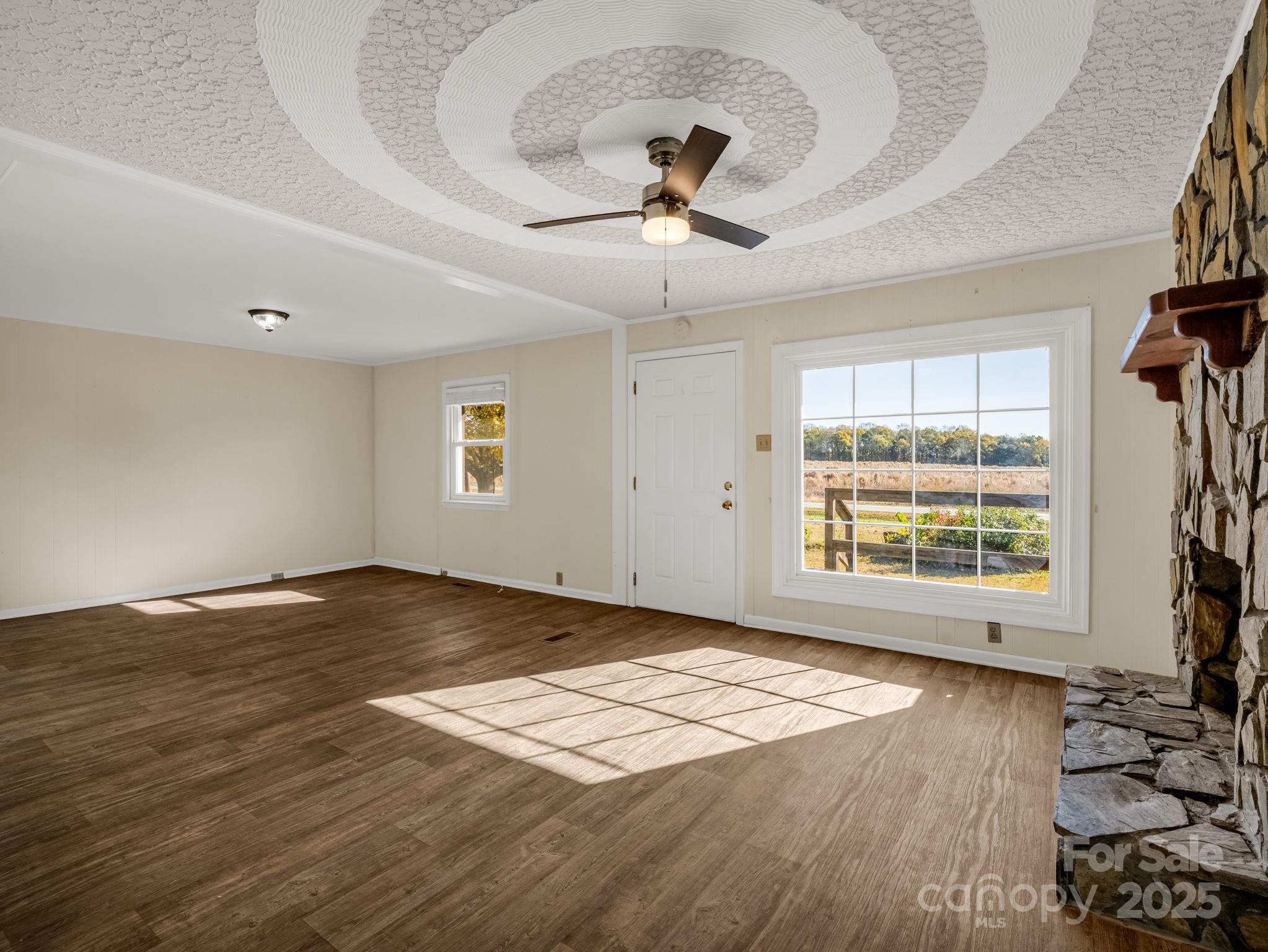 1778 Highway 182 Highway