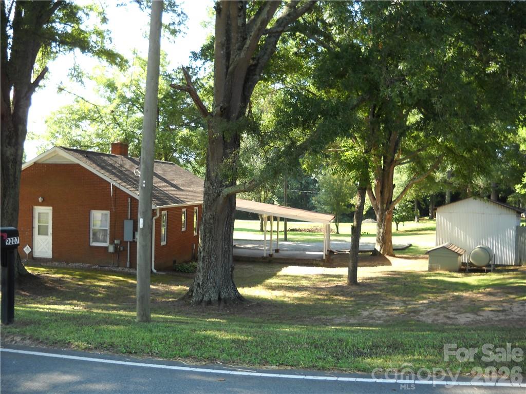 9007 Beatties Ford Road