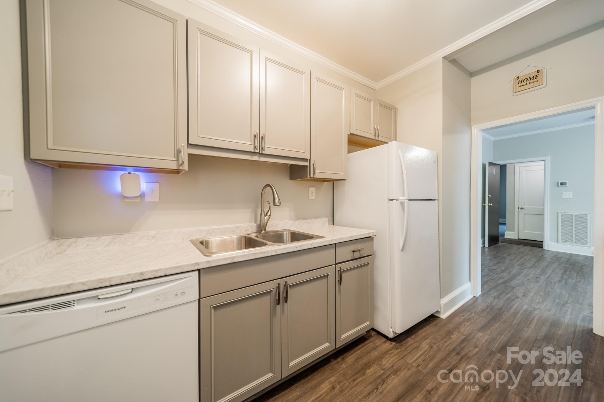 Wesley Heights - Residential Income