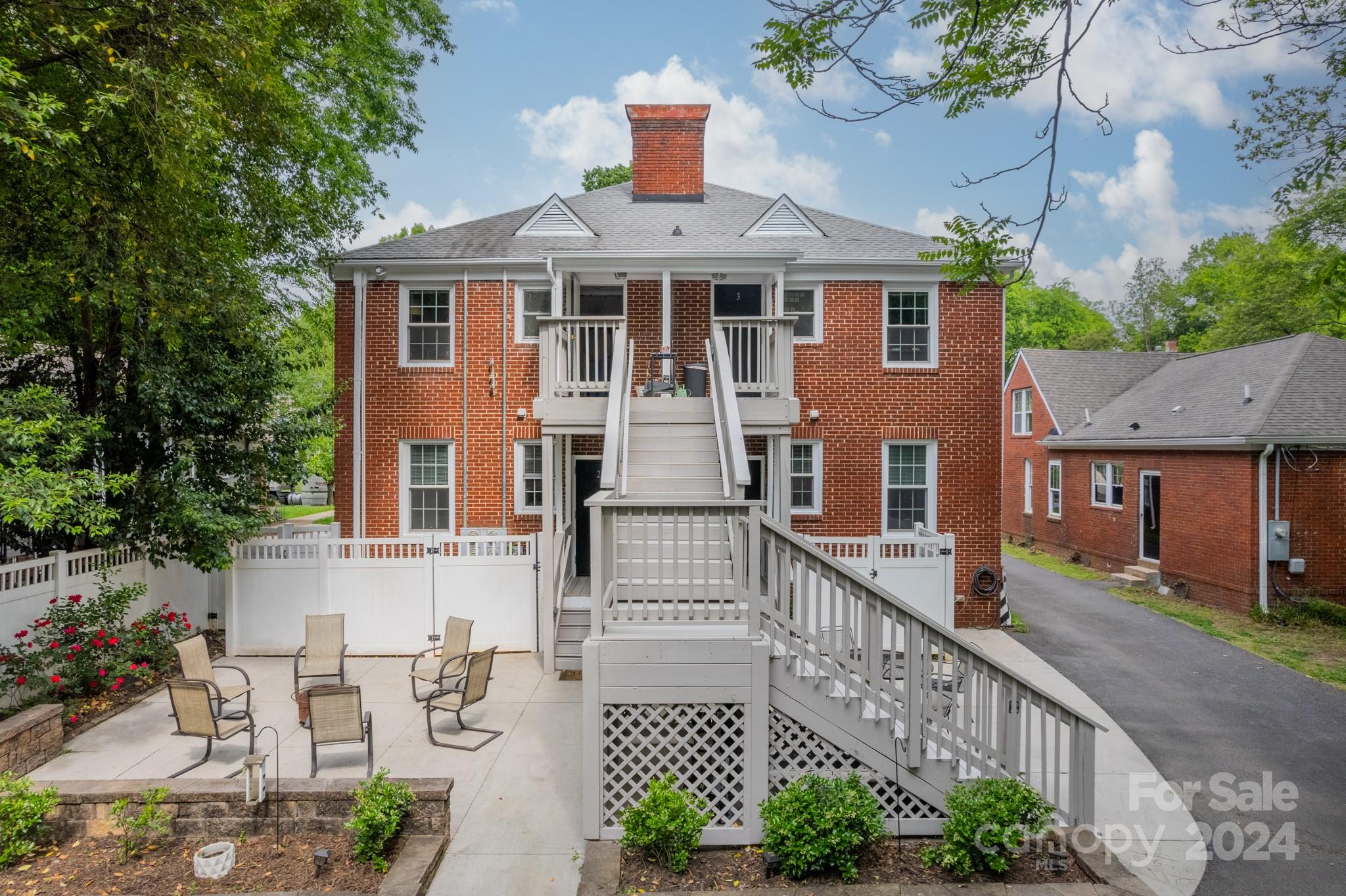 Wesley Heights - Residential Income