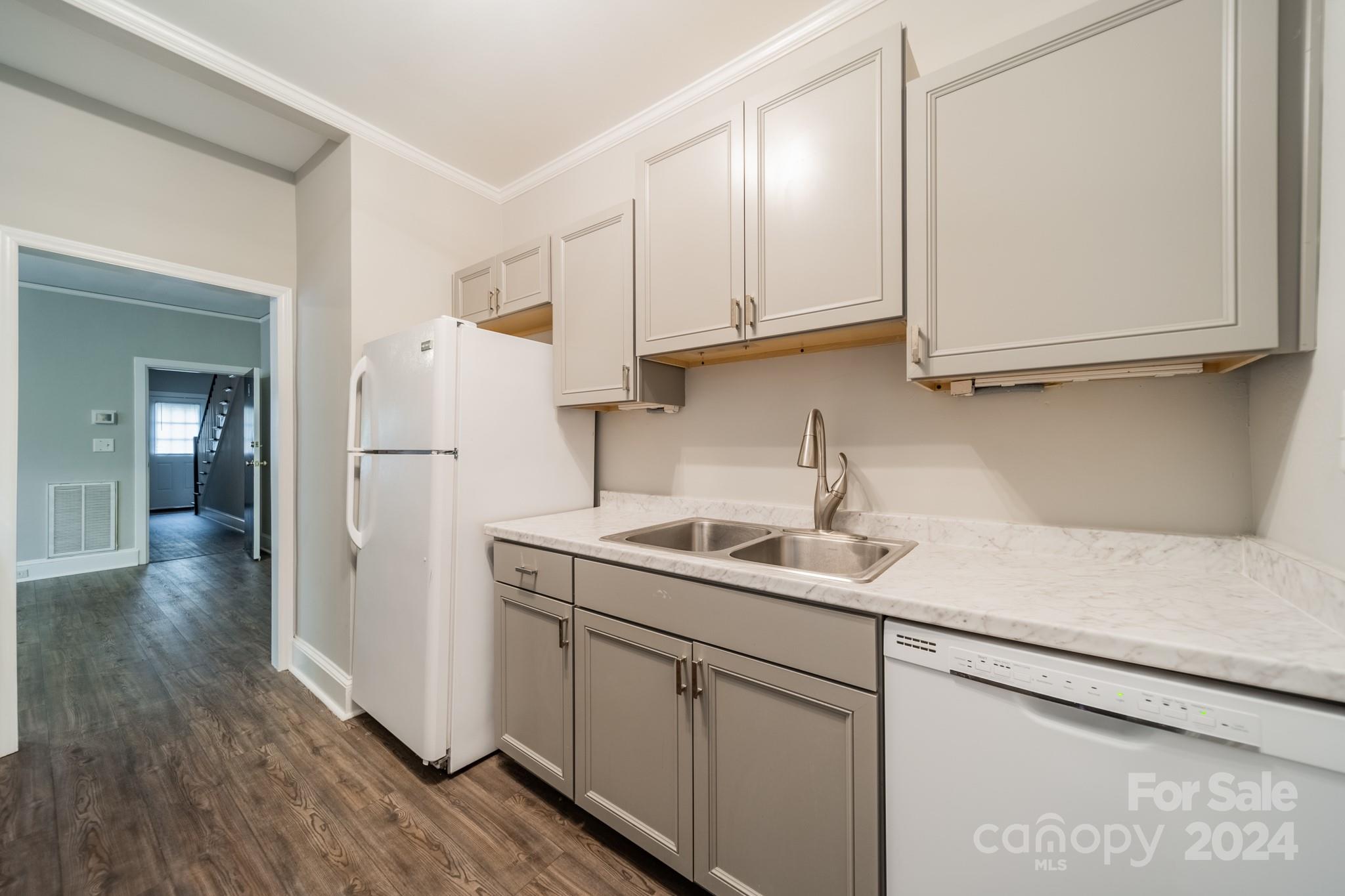 Wesley Heights - Residential Income