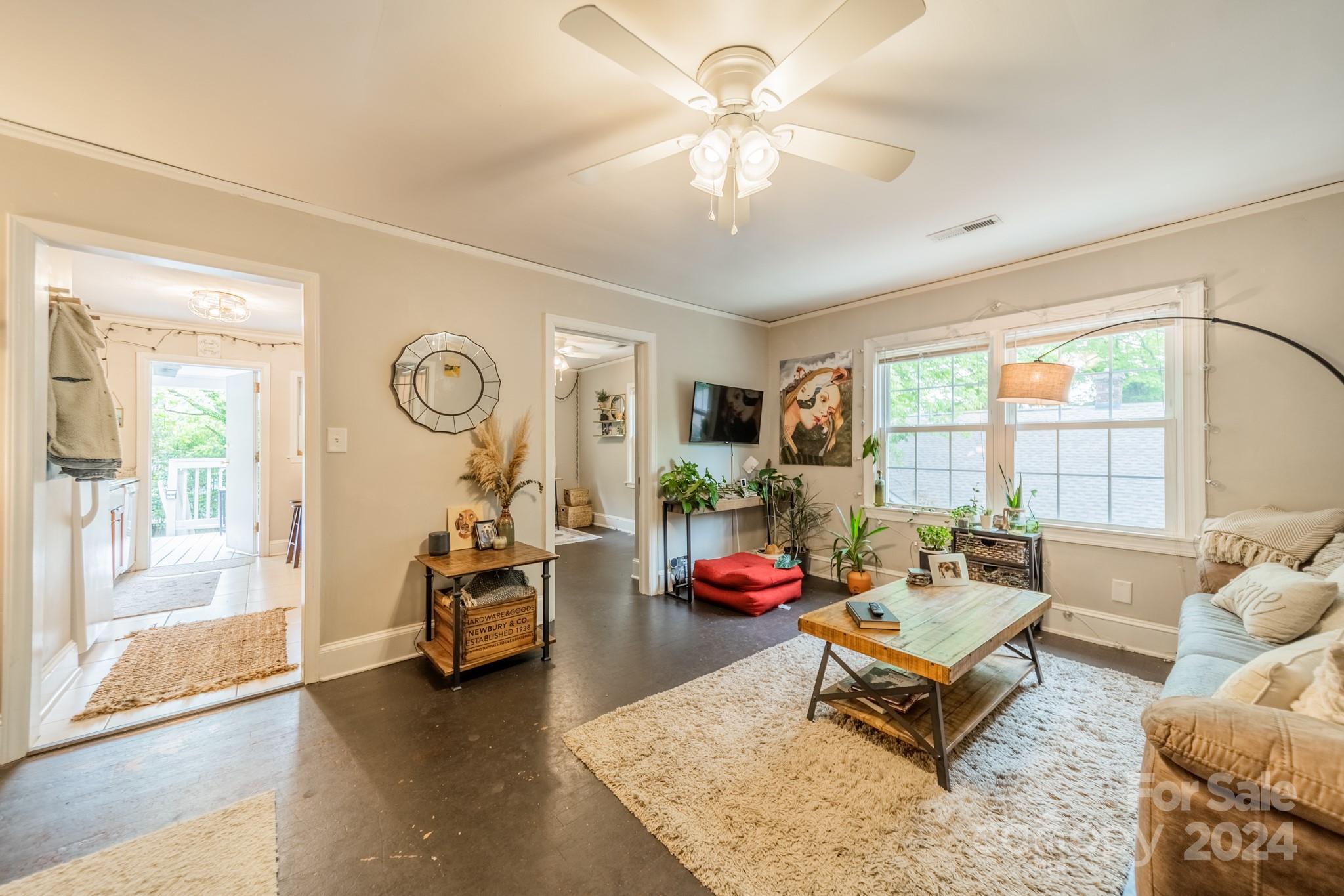 Wesley Heights - Residential Income