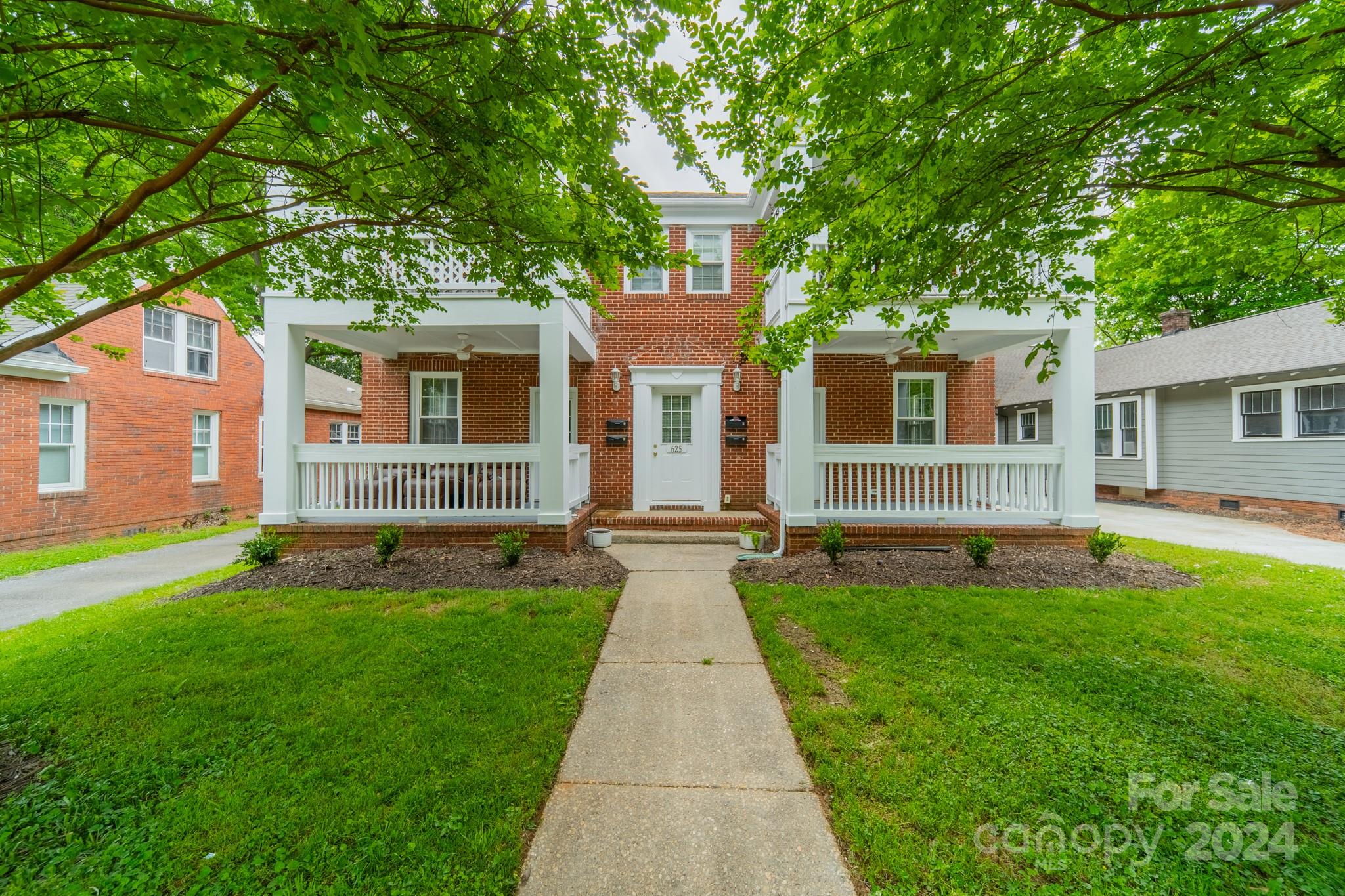 Wesley Heights - Residential Income