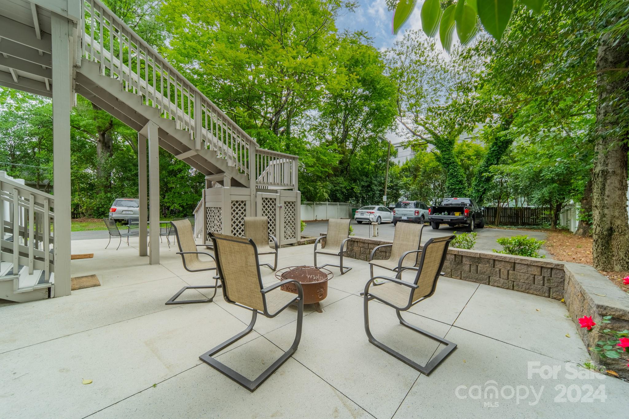 Wesley Heights - Residential Income