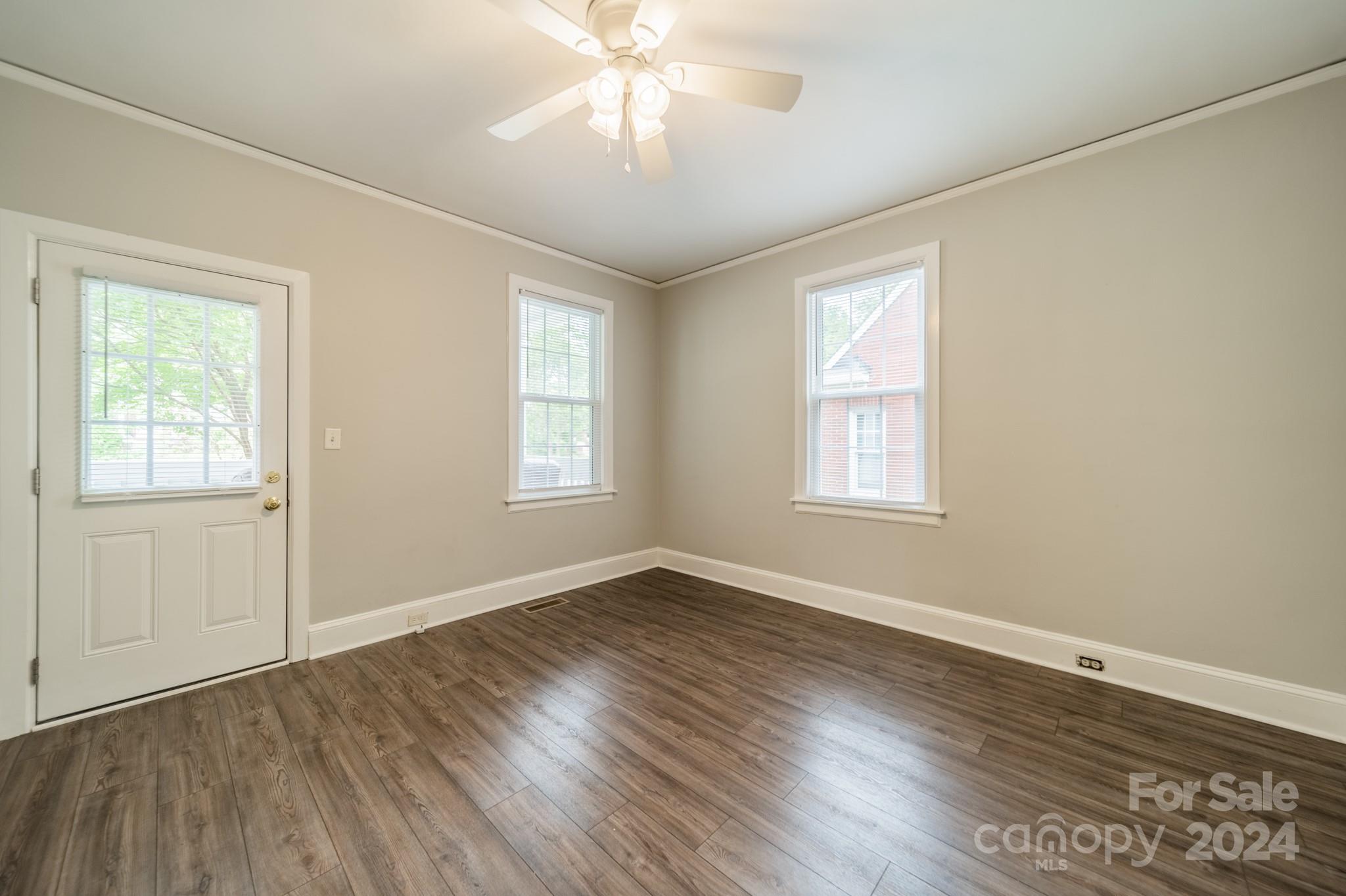 Wesley Heights - Residential Income