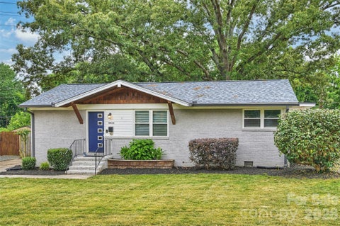 Photo of 4824 Gilmore Drive, Charlotte, NC 28209 (MLS # 4418020)