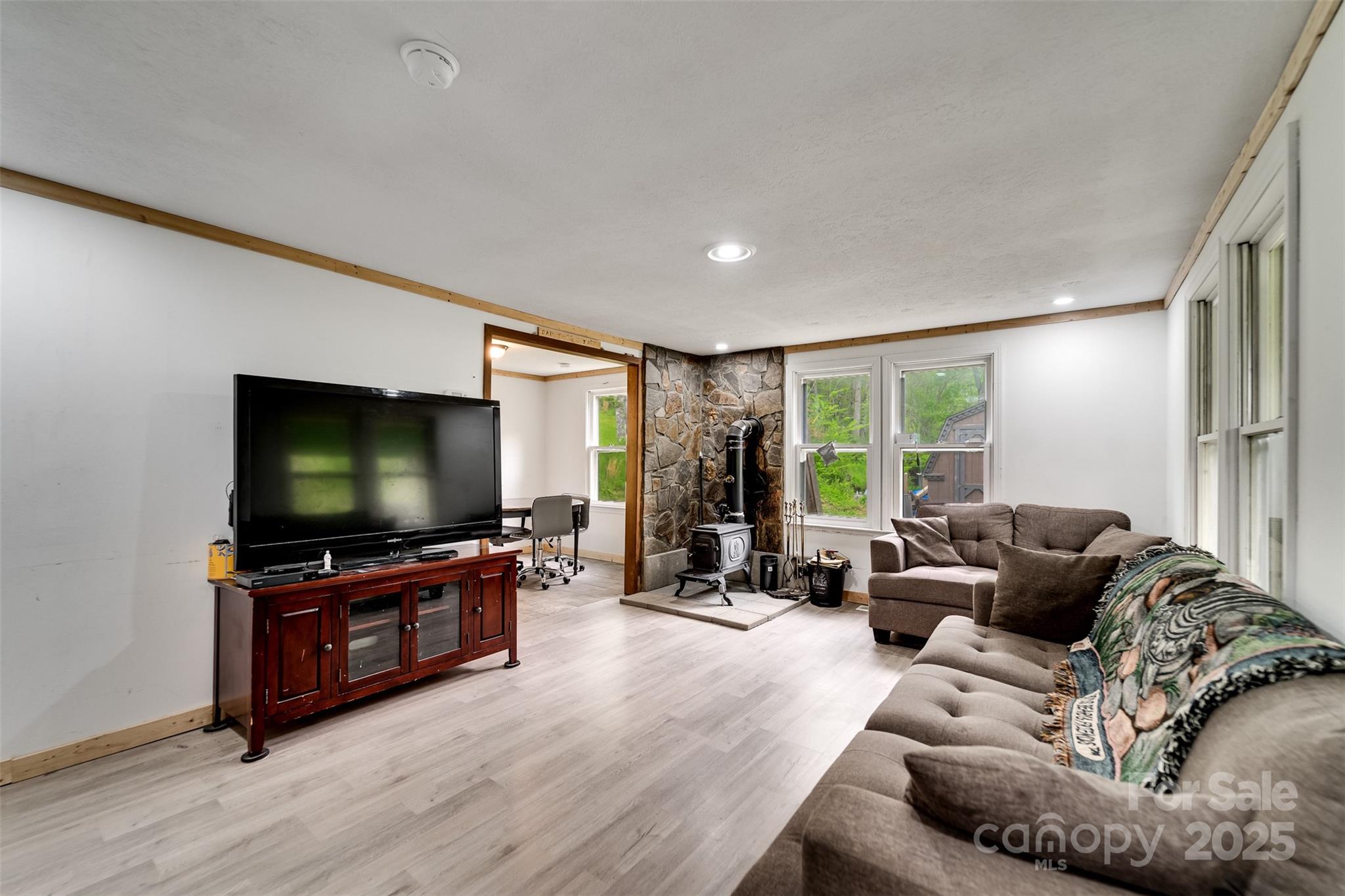 387 Sheep Rock Cove Road