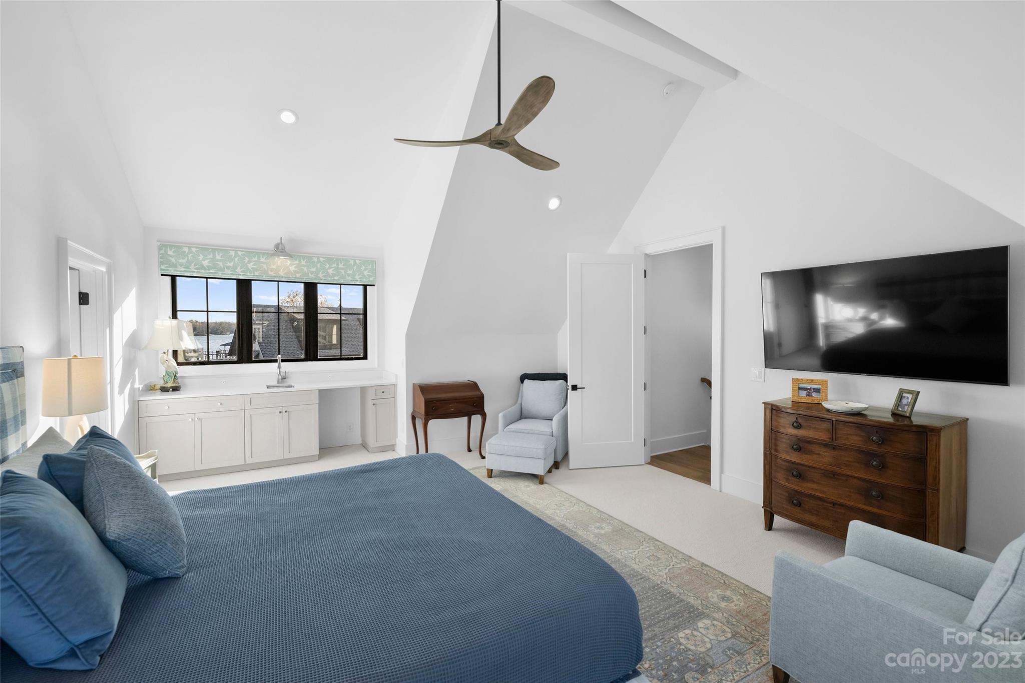 Country Club Shores - Residential